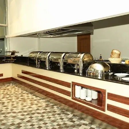 Park Hotel 4*